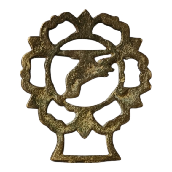 Vintage Brass Equestrian Tack-horse Medallion Martingale Raven Design - Picture 2 of 2